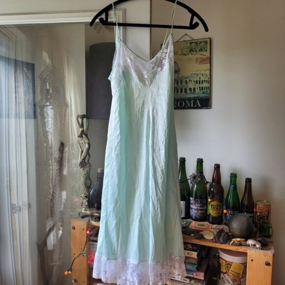 Vintage 70s Janice young for papillon blanc nylon slip nightgown size 36 - Picture 2 of 5